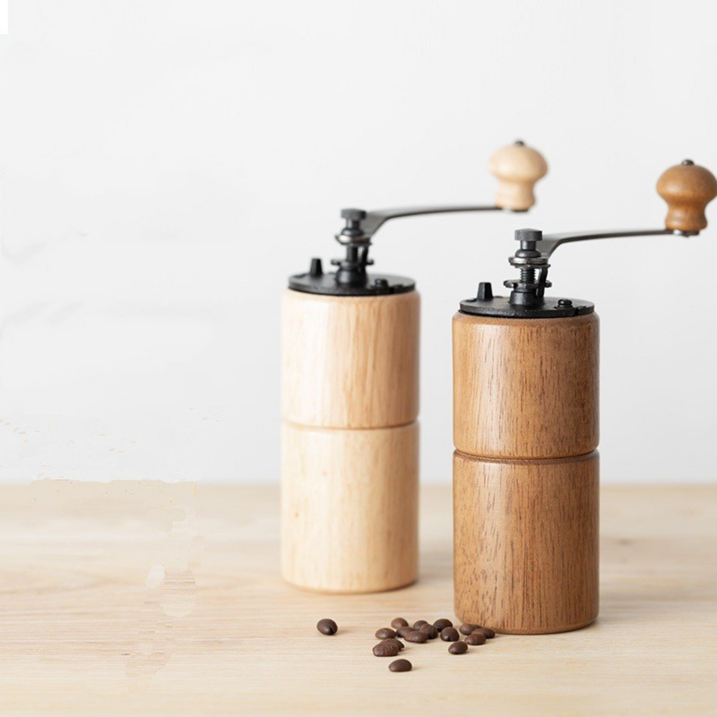 Vintage Manual Coffee Grinder – Cast Iron Grinding Core, Wooden Body