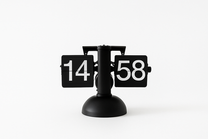 Retro Mechanical Flip Clock – Vintage Desk Alarm & Table Display